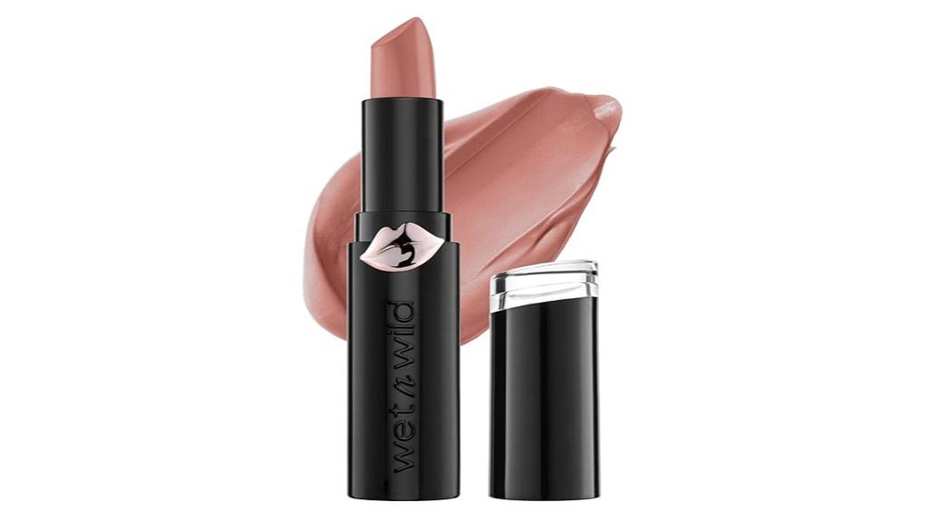 matte lipstick with hyaluronic